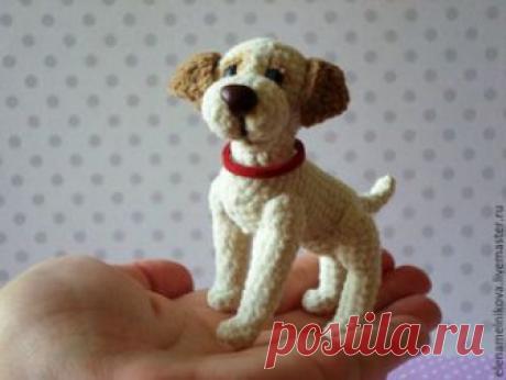 Собачка на ладошке амигуруми. Схемы и описания для вязания игрушек крючком! Бесплатный мастер-класс от Елены Мельниковой по вязанию собачки на ладошке крючком. Высота вязаной собачки всего 8-9 см. Для изготовления маленькой иг…