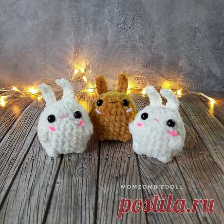 PDF Зайка Пузырик крючком. FREE crochet pattern; Аmigurumi animal patterns. Амигуруми схемы и описания на русском. Вязаные игрушки и поделки своими руками #amimore - маленький зайка из плюшевой пряжи, плюшевый заяц, брелок в виде зайчика, кролик, зайчонок, крольчонок.