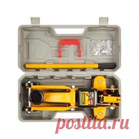 Купить Домкрат Stayer 43152-2-K "MASTER" гидравлический подкатной, 2т, 125-320мм, в кейсе/ Интернет-магазин "Vseinet.ru"
Подкатные домкраты используются, в основном, при ремонте и обслуживании автомобилей в шиномонтаже и СТО. Опорная площадка подкатного домкрата оснащена рычагом, который поднимается с помощью рабочего поршня. Подкатной гидравлический домкрат рекомендуется использовать на ровной заасфальтированной/забетонированной поверхности.