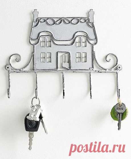 Ключница. В винтажном стиле. 5 крючков. Размер ок. 19х25х3,5 см.