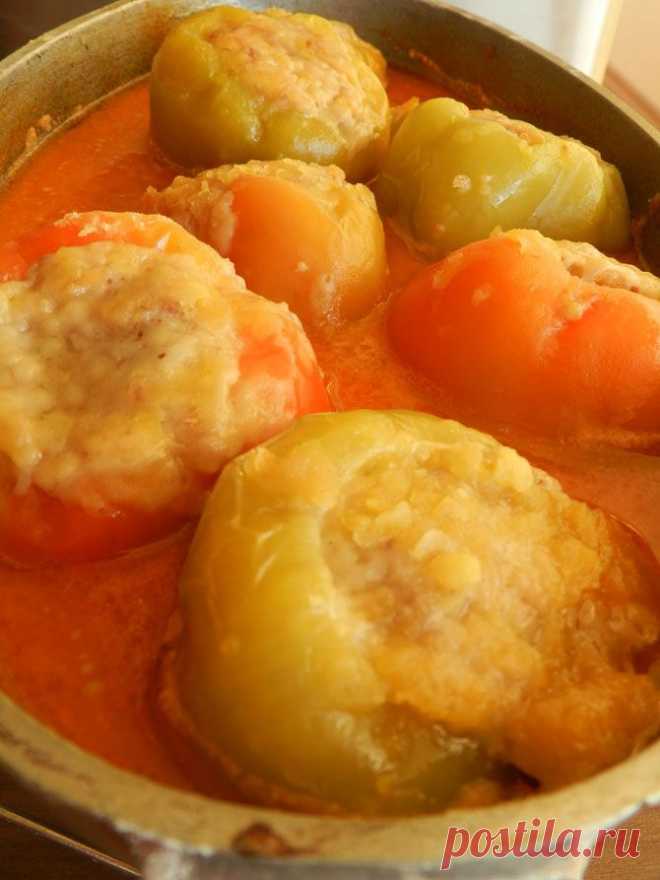 Сезонное блюдо: фаршированные перцы бараниной и пшеном — Вкусные рецепты