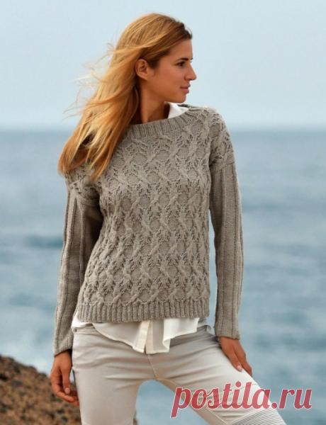 Пуловер с аранами и резинкой на рукавах