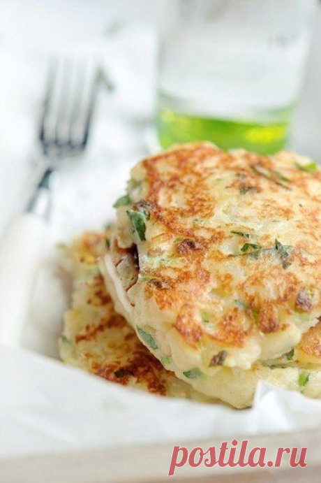 Готовим картофельные оладьи с сыром.