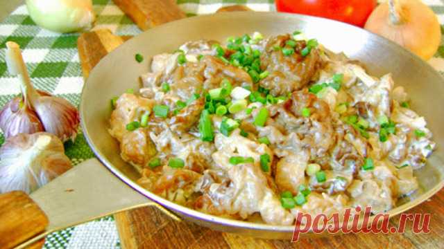 Сморчки в сметане - 4 пошаговых рецепта приготовления Здравствуйте, друзья! О сморчках можно сказать, что это достаточно редкие грибы, сезон их не долог. Но именно в этом и ценность для кулинаров. Из них готовят супы, используют в качестве гарнира к мясу и рыбе, не менее они хороши и в качестве самостоятельного блюда.