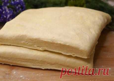 #рецепт
Готовлю вкуснейшее слоеное тесто всего за 10 минут
Идеально для любой начинки
Ингредиенты:
маргарин или сливочное масло, 200 г;
яйцо, 1 шт.;
мука, 350 г;
сметана, 100 мл;
соль щепотка.
Приготовление:
Просеиваем муку, в нее кладем кусочки маргарина или натираем его на крупной терке.
Перетираем массу руками в крошку.
Готовлю вкуснейшее слоеное тесто всего за 10 минут: идеально для любой начинки
Вливаем желток, вымешиваем.
Добавляем сметану или кефир, вымешиваем мягко...