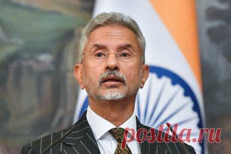 Раскрыта дата визита главы МИД Индии в Россию. Раскрыта дата визита главы МИДа Индии Субраманьяма Джайшанкара в Россию. Политический деятель пробудет в РФ с 25 по 29 декабря этого года. В рамках своего визита Джайшанкар проведет переговоры с главой МИД РФ Сергеем Лавровым и российским министром промышленности и торговли Денисом Мантуровым.