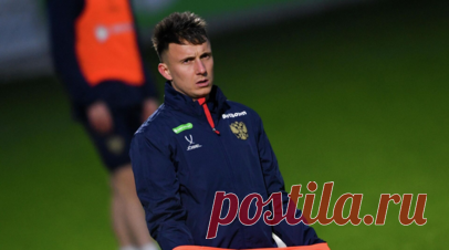 Головин: если хочешь расти и играть в Лиге чемпионов, то нужно переходить в Европу. Полузащитник «Монако» Александр Головин выступает за то, чтобы российские игроки переходили в зарубежные клубы. Читать далее