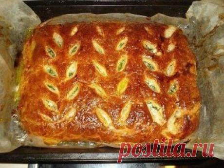 5 ВКУСНЕЙШИХ ПИРОГОВ
1.Рыба в тесте "Просто как в песне"
2.Очень простой заливной пирог для любой несладкой начинки
3.Плетенка с творожной начинкой
4.Рыбный пирог на скорую руку  
5.Сладкий пирог из яблок"Красавчик"
💕ЖМИ ЧТОБЫ ВСТУПИТЬ В ГРУППУ └─► https://ok.ru/wumensklinarka
1.Рыба в тесте "Просто как в песне"
Ингредиенты: 
горбуша (килограмма на полтора) 
масло сливочное - 250 гр.
тесто готовое слоеное - 1 упаковка (в этот раз у меня оказалось дрожжевое) 
укроп и петрушка
сок одного лимон