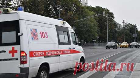 В Дагестане автомобиль с тремя туристками опрокинулся в кювет