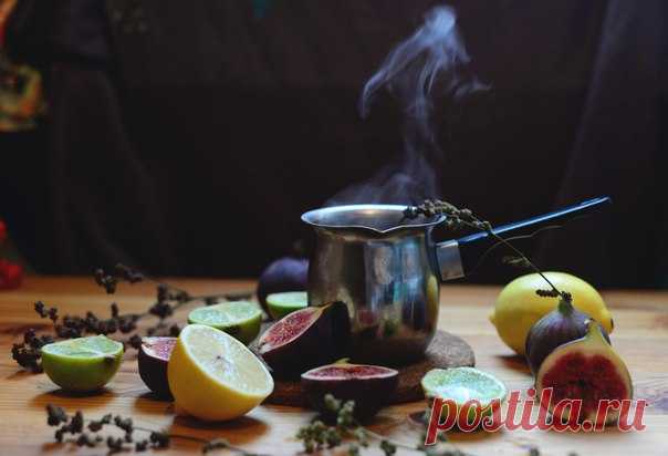 Что общего между чашкой кофе и машиной времени?