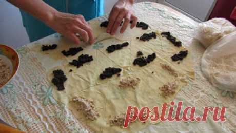 Обалденные рогалики - тончайшее, хрустящее тесто и много сладкой вкусной начинки!