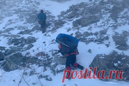 Спасение двух россиян с горного пика в Киргизии попало на видео