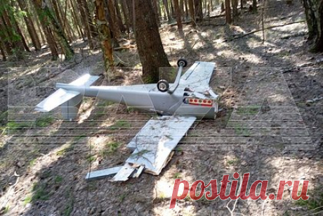 Рядом с упавшим в Подмосковье дроном-камикадзе нашли еще один беспилотник. В двух километрах от места падения украинского дрона-камикадзе в поселке имени Воровского Богородского городского округа в Подмосковье нашли еще один беспилотник. Квадрокоптер с камерой обнаружили рядом с одним из домов СНТ «Таганский Восточный». Предварительно, он мог выполнять функции корректировщика.