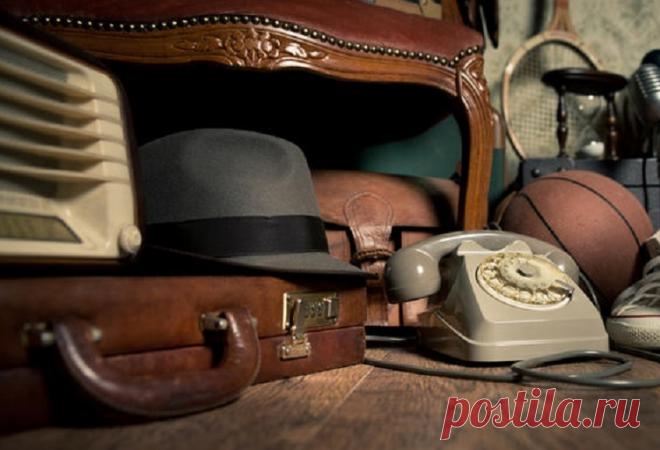 Какие старые вещи можно продать дорого — список 2021 года Какое старье с антресолей может очень дорого стоить. Ценные для коллекционеров игрушки, техника и даже плакаты. Какой антиквариат в цене в 2021 году.