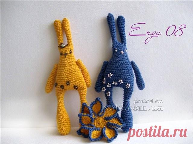 Прикольные зайцы вязаные крючком