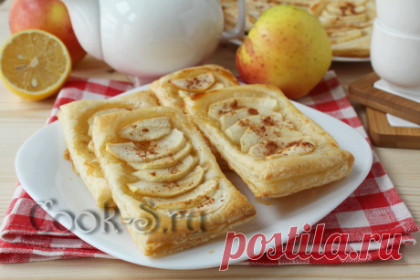 Слойки с яблоками и медом