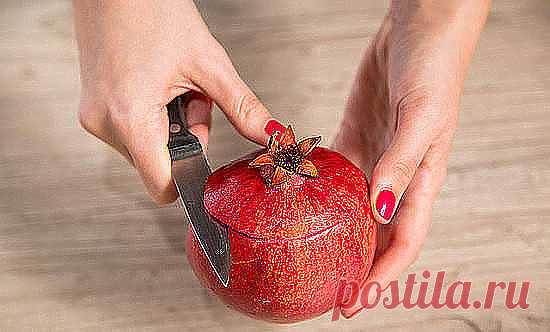 ЛЕКАРСТВО, КОТОРЫМ ИСЦЕЛЯЛ ЕЩЕ САМ ГИППОКРАТ! 
 
Примерное весовое соотношение сухих корок граната и крутого кипятка 1:20. В предварительно подогретую чашку, стакан или стеклянную баночку положить примерно 10-12 г сухих корок плода граната и залить их 200 мл крутого кипятка (можно в эту тару налить 200 мл сырой воды, опустить 10-12 г гранатовых корок и электрокипятильником довести до кипения, но не кипятить). Накрыть блюдцем или бумагой, сложенной в 4 слоя. Настоять 25-30 ...