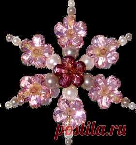 Зимние снежинки на прозрачном фоне.