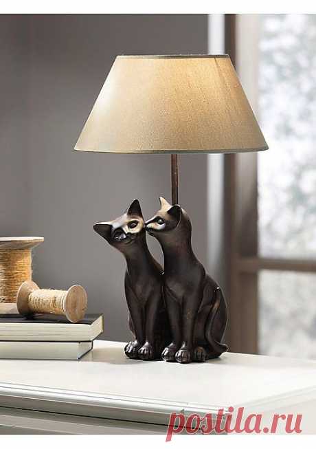 Торшер &quot;Кошки&quot;. Основание из полирезины, абажур из текстиля с напылением внутри.