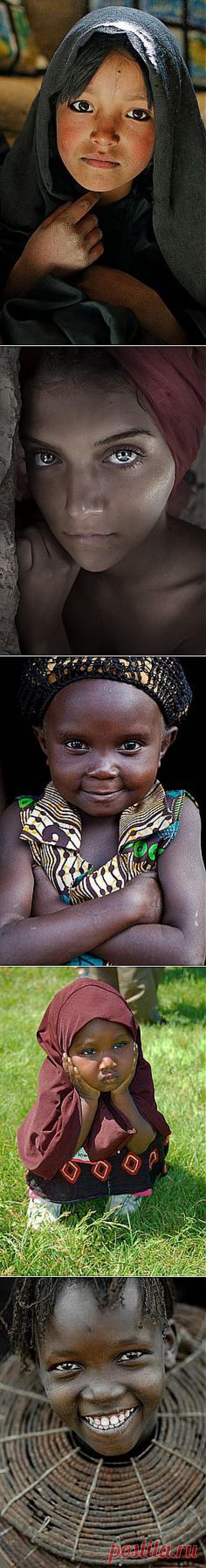 Afghan school girl | Windows to the Soul