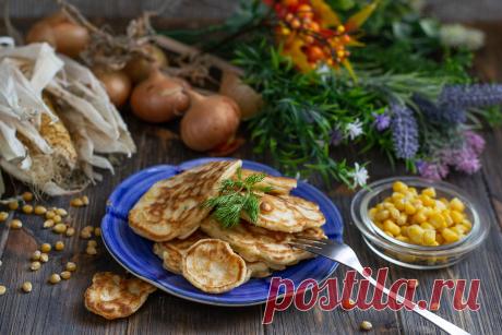 Оладьи с кукурузой и луком — настоящий домашний фаст-фуд. Пошаговый рецепт с фото — Ботаничка.ru