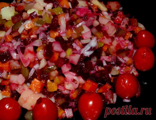 Винегрет с вареными яйцами перепелки Танцы от плиты и до компа !!!







Всегда любила винегрет с вареными яйцами. Получается очень красиво и вкусно. И все, как я люблю в русском стиле. Все-таки наша кухня мне ближе и родней. Одна засад…