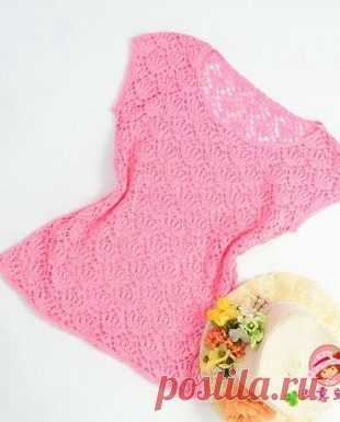 Нежный топ, связанный крючком