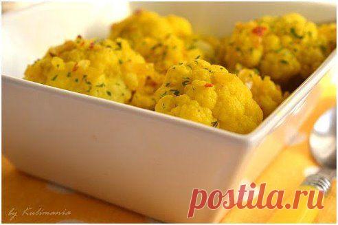 Тушеная цветная капуста с карри и красным перцем чили.
Время приготовления: 20 минут
Порций: 2
Вам потребуется:
400 гр. цветной капусты
1/2 стакана овощного бульона
1ст.л красного перца чили
2 ст.л. растит. масла
2 зубчика чеснока
1/2 ч.л. куркумы
1 ст.л. карри
соль,перец,зелень по вкусу
Автор: Кulimania