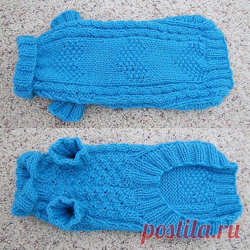 Ravelry: Cables and Hearts Dog Coat pattern by Patons