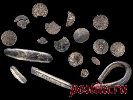 Сокровища 11 века и Уэльса найденные копателем официально признаны кладом