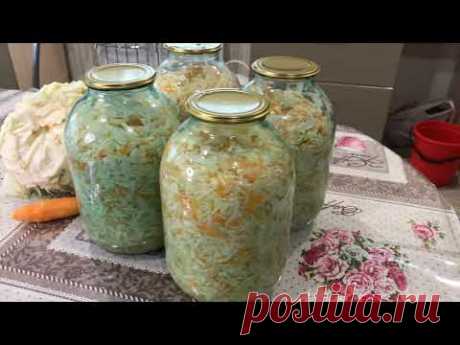 Самая вкусная Маринованная капуста на зиму Хранится ни один годвода      - 4 л.
соль      - 200 г.
сахар    - 200 г.
уксус 9% - ый  - 400 мл.