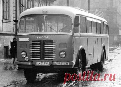 Škoda 706 RO