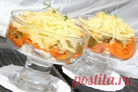 Салат из свёклы «Генерал»-ВКУСНО-Это НЕ то Слово! 
Все кто пробовал потом выпрашивали рецепт этого салата 

ОБЯЗАТЕЛЬНО сохраняйте СЕБЕ это ЧУДО ! 

Этот сытный и остренький салат с мужественным названием придётся по вкусу мужчинам. 

Ингредиенты: 
200 г отварного мяса 
4 варёных яйца 
2 варёные свёклы (среднего размера) 
2 варёные моркови (среднего размера) 
100 г твёрдого сыра 
2 зуб. чеснока 
майонез 

Приготовление: 

Мясо порезать мелкими кусочками, добавить измельчён...