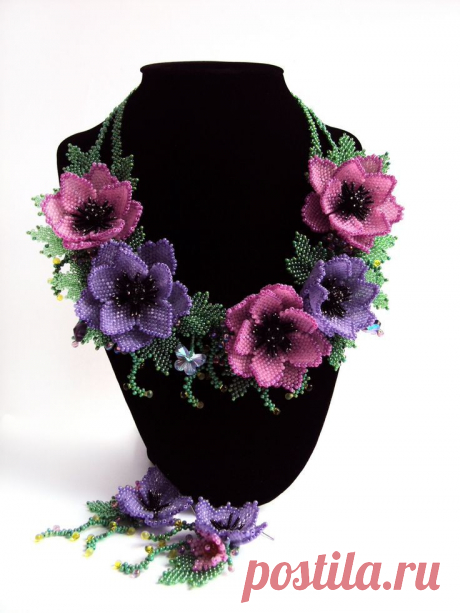 Galyna GallaMG приколол(а) это к доске Beaded flowers
