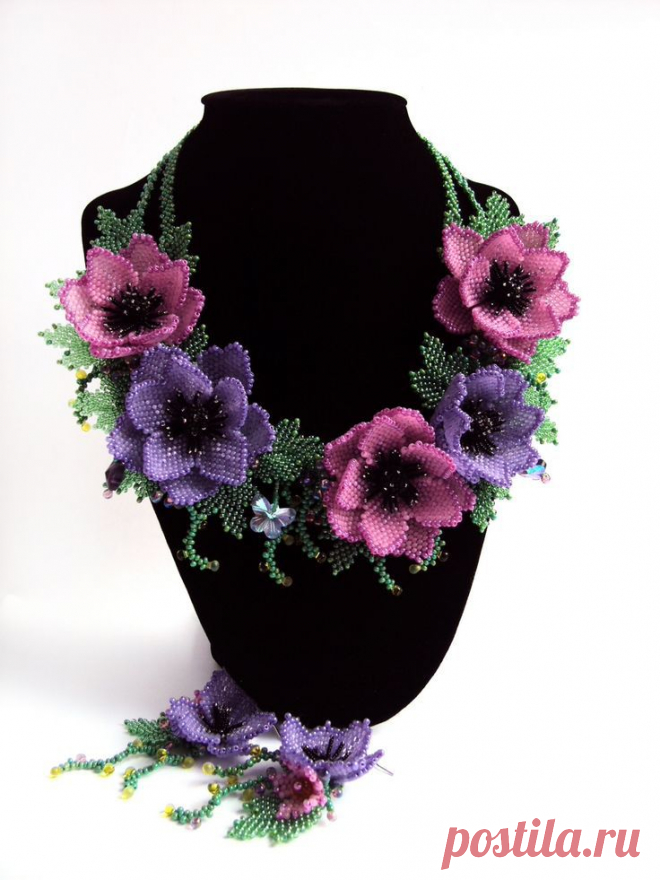 Galyna GallaMG приколол(а) это к доске Beaded flowers