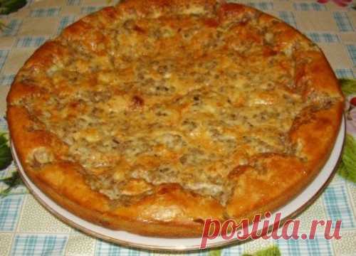 Рецепт заливного пирога с рыбными консервами.