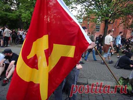СМОТРЕТЬ ВСЕМ!!! в Германии Гимн . | CCCP