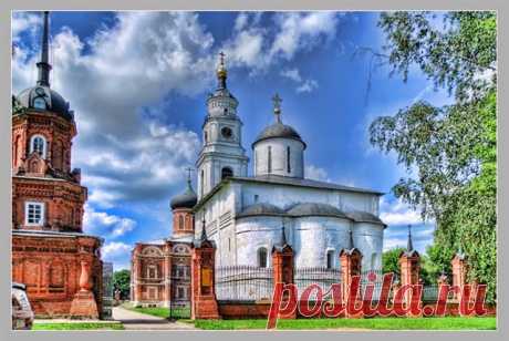 У Вас 2 друга празднуют сегодня день рождения