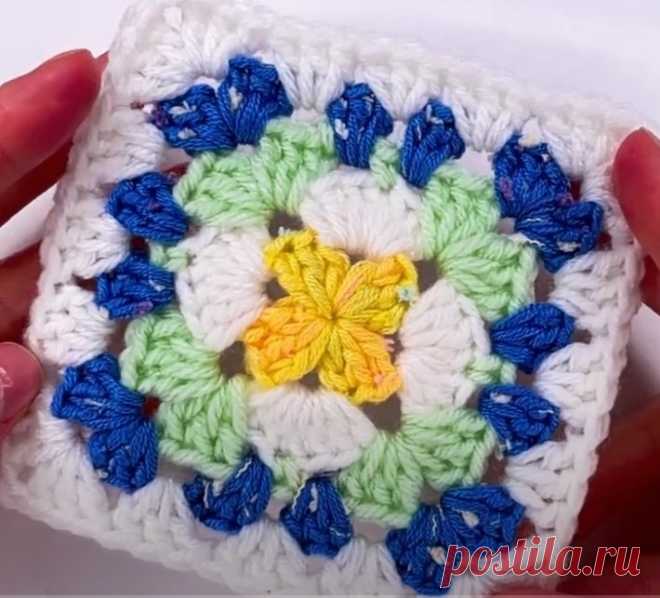 Easy and Simple Granny Square Pattern