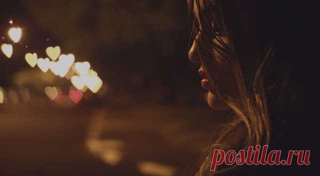 Когда Вселенная не возвращает его обратно, сделайте вот что
Когда Вселенная не возвращает его вам, доверьтесь ей! Доверяйте звездам, которые сойдутся для вас позже, чтобы вы были счастливы в другом месте с другим человеком. Не ждите, пока кто-то вернется к вам только потому, что вы думаете, что он незаменим. Доверяйте Луне, которая освещает небо каждую ночь. Пусть она вдохновит вас пролить свет на ваш […]
Читай пост далее на сайте. Жми ⏫ссылку выше