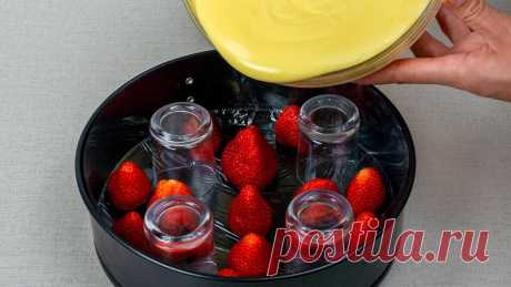 The trick with the glasses is fantastic! Cake without baking, with strawberries Ingredients:strawberries - 200 g (7 oz)for the cream:milk - 1.2 l (40.6 fl oz)sugar- 125 g (4.4 oz)vanilla flavored pudding powder - 120 g (4.23 oz)At room’s...