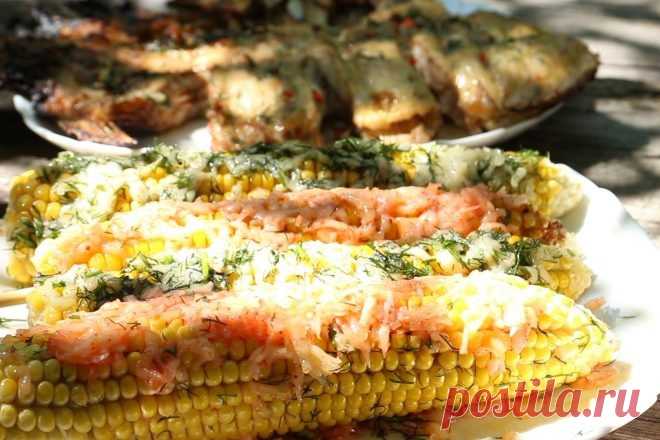 Кукуруза с сыром и камбала с чесноком на углях - Dynastyofchefs.ru
