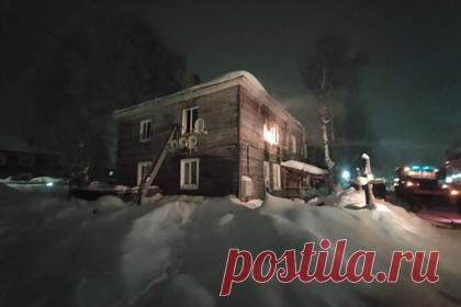 Четыре ребенка погибли при пожаре в российском городе. Пятеро человек, в том числе четыре ребенка, погибли при пожаре в Архангельской области. Возгорание произошло в многоквартирном деревянном жилом доме на Строительной улице в Плесецке в ночь на субботу, 29 января. Повреждена квартира на площади пяти квадратных метров. Причины пожара пока не известны.