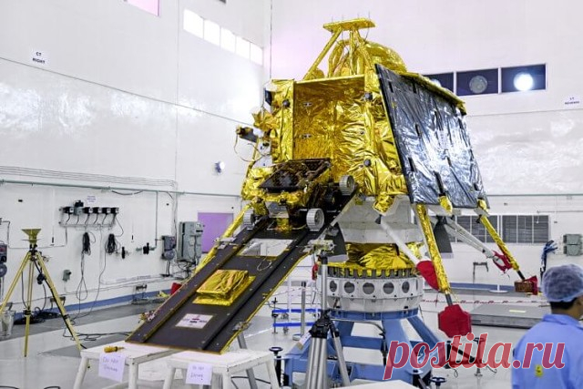 Индия запустила к Луне луноход в рамках миссии «Чандраян-2»