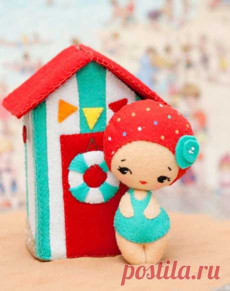 PDF. Beach house with doll. Plush Doll Pattern, Softie Pattern, Soft felt Toy Pattern