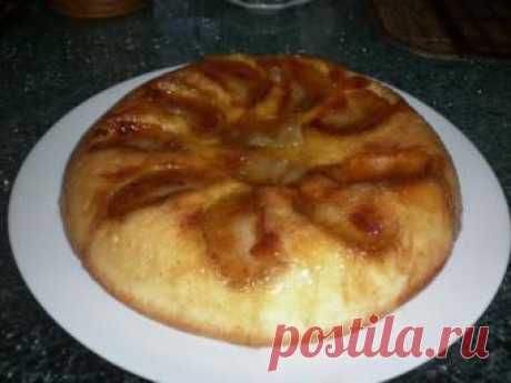 Шарлотка с яблоками в мультиварке - домашний рецепт от Простоквашино