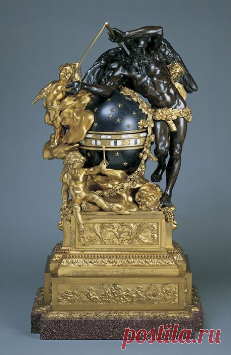 The last Imperial Easter Egg commissioned by Tsar Nicholas II for his wife Alexandra Feodorovna was the Constellation Egg of 1917. It is one of the most tantalising of Fabergé’s Imperial eggs, not least because it was never completed and its component parts were only recently identified in Moscow. | Catherine Tripp приколол(а) это к доске Faberge
