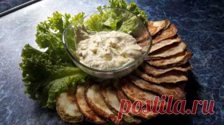 Кабачки жареные с чесночным соусом - Простые рецепты Овкусе.ру