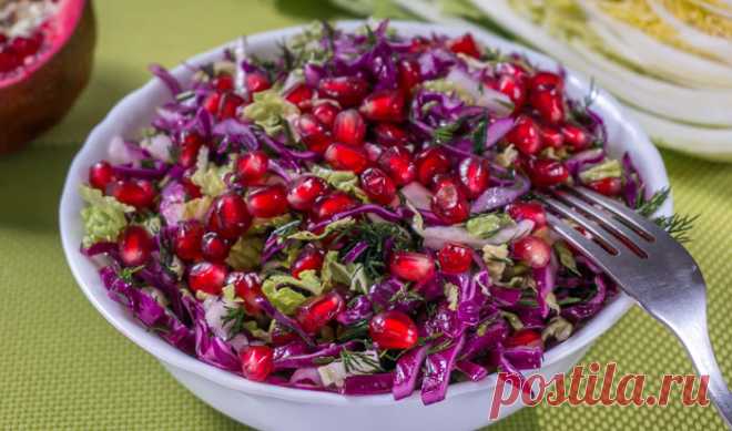 Они не только полезны но и красиво выглядят. Невероятно вкусные салаты без майонеза. Салат «Курица + гранат» Ингредиенты: 2 отваренных куриных окорочка 1 спелый гранат 1 ст. л. сока лимона пучок петрушки 2 луковиц соль, перец, растительное масло Приготовление: Куриное мясо нарезать кусочками или порвать руками. Лук нарезать полукольцами и обжарить на растительном масле. Гранат почистить и разобрать на зернышки. Петрушку мелко нарезать. Соединить все ингредиенты в глубоком ...