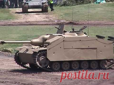 TankFest 2009 StuG III - YouTube